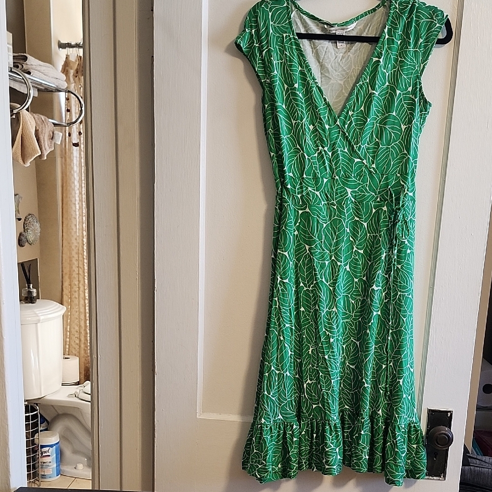 Green Leaf Print Dress